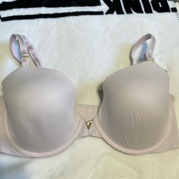 Victorias Secret Bra - Picture 1 of 3